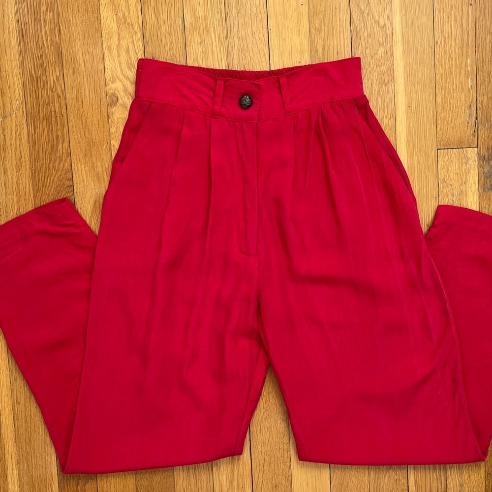 Vintage Late 80s / Early 90s Red Rayon Pleated High Rise Flowy Soft Pants Petite - Picture 6 of 12